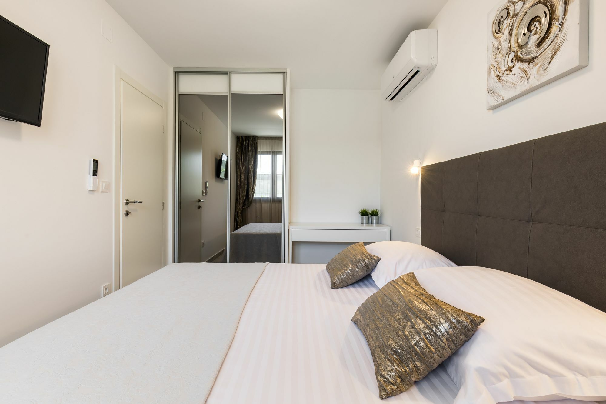 Luxury Rooms Pino Split Ngoại thất bức ảnh