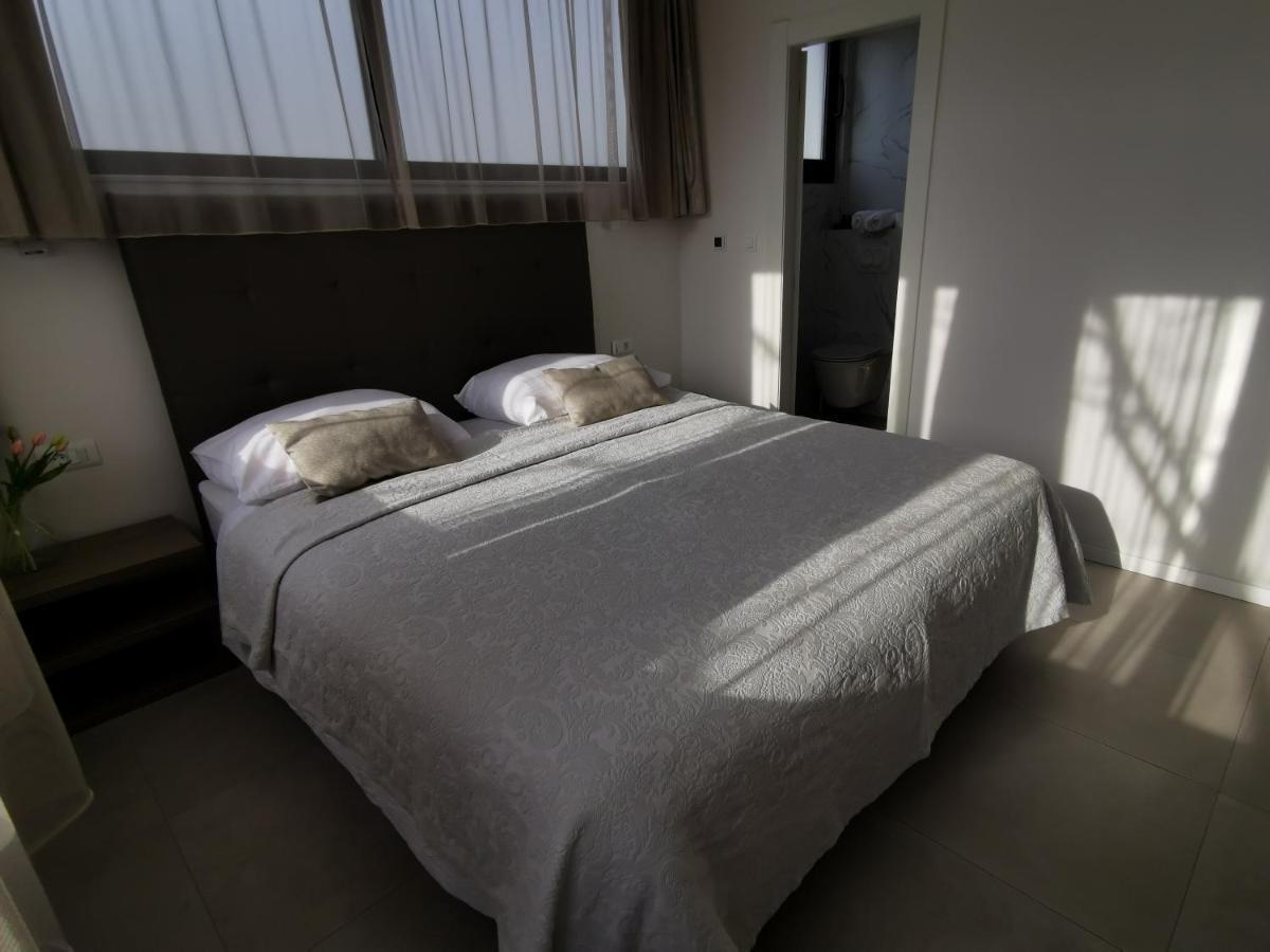 Luxury Rooms Pino Split Ngoại thất bức ảnh